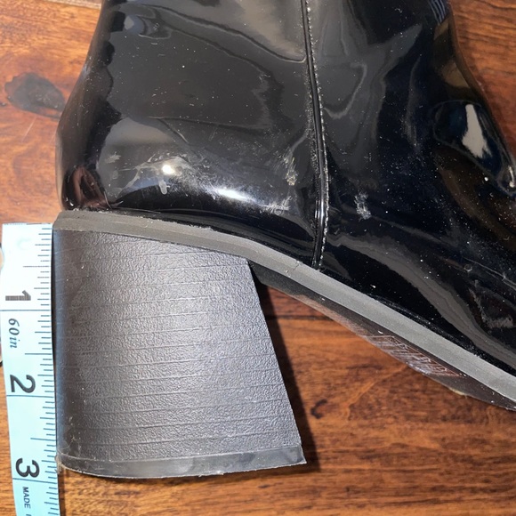 *SOLD* Forever 21 Boots π - Picture 2 of 9